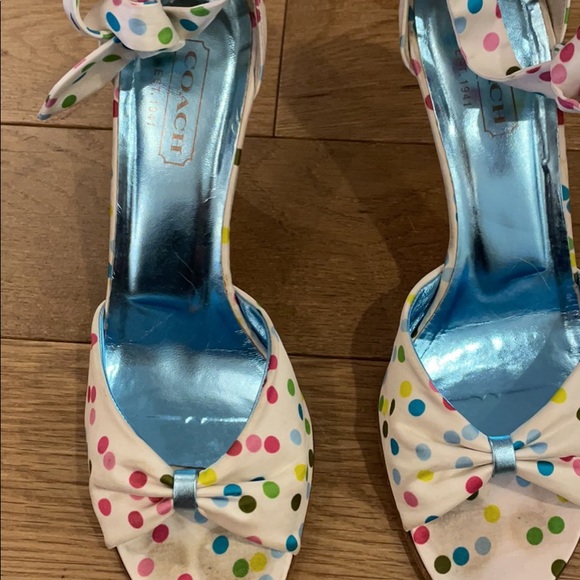 Coach Vintage Ribbon Heels - Picture 4 of 6